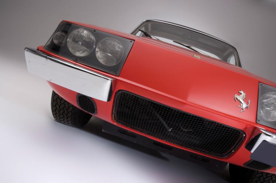  Ferrari 330 GTC 1967 года  (фото 9 из 20)